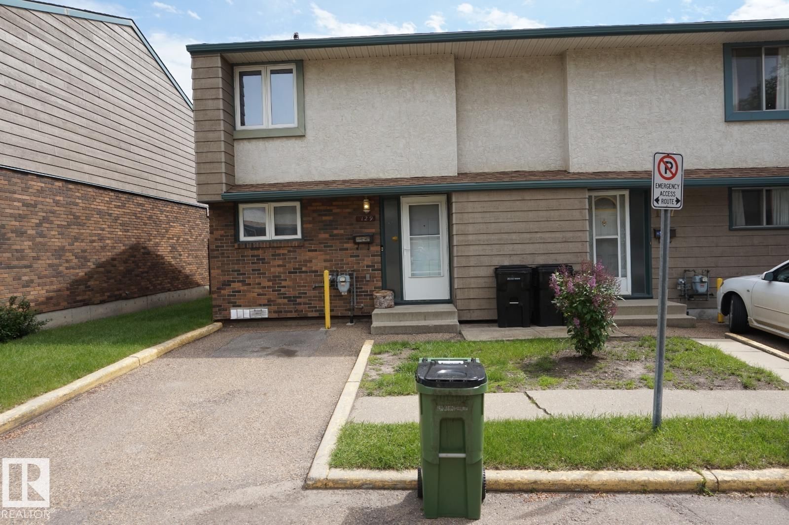 129 ABBOTTSFIELD RD, Edmonton, Alberta T5W 4S9