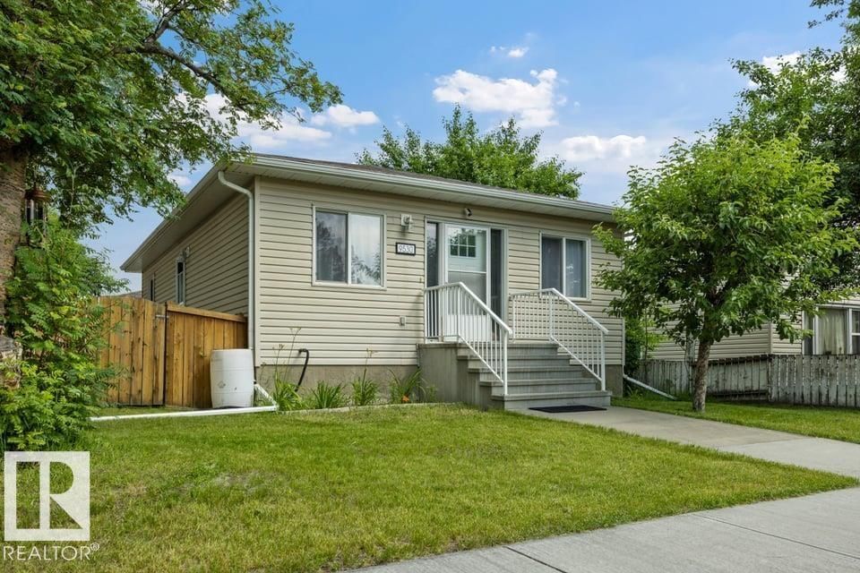 9530 122 AV, Edmonton, Alberta T5G 0T6