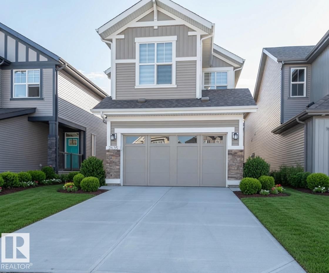 2635 DONAGHEY CR, Edmonton, Alberta T6W 4T1
