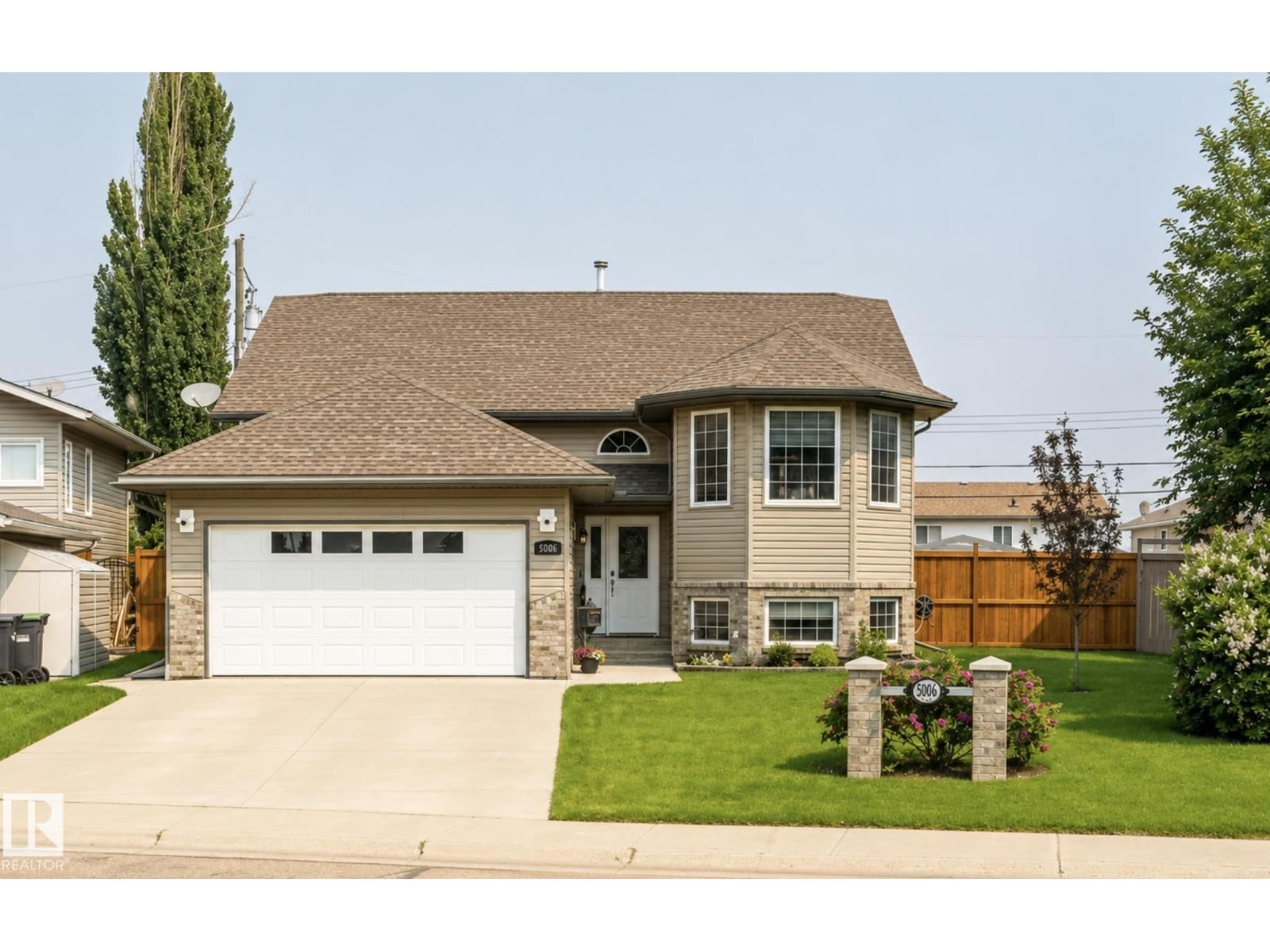 5006 53 AV, Cold Lake, Alberta T9M 1C9