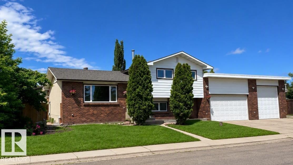 7312 137 AV, Edmonton, Alberta T5C 2L5