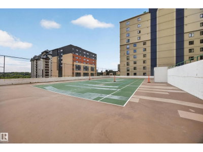 9725 106 ST NW | Edmonton Alberta | Slide Image Seven