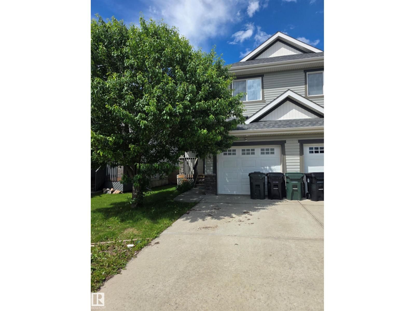 4 SPRINGWOOD WY, Spruce Grove, Alberta T7X 1L4