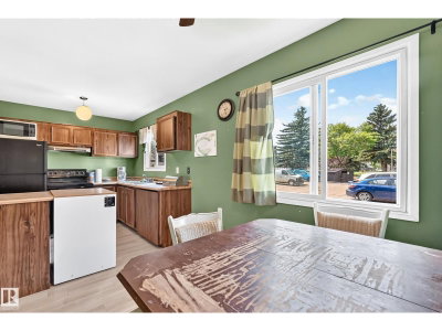 14029 30 ST | Edmonton Alberta | Slide Image Fifteen