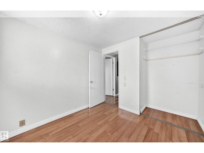 14029 30 ST | Edmonton Alberta | Slide Image Twenty-nine