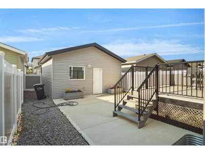 6532 175 AV | Edmonton Alberta | Slide Image Thirty-six