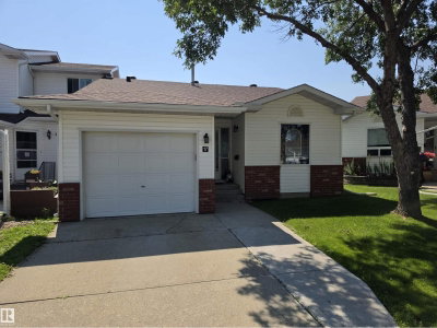 15 RITCHIE WY | Sherwood Park Alberta | Slide Image Two