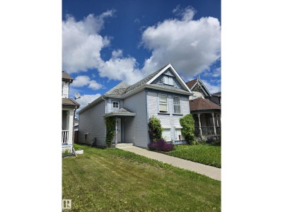 14072 151 AV | Edmonton Alberta | Slide Image One