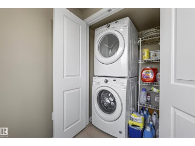 1075 ROSENTHAL BV | Edmonton Alberta | Slide Image Nine