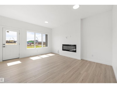 18923 28 AV | Edmonton Alberta | Slide Image Six