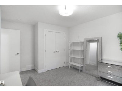 17252 71 ST | Edmonton Alberta | Slide Image Forty