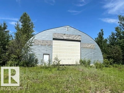 56527 Rge Rd 231 | Rural Sturgeon County Alberta | Slide Image Four