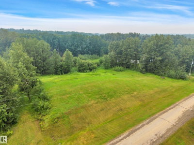 40 RGE ROAD 12 | Rural Parkland County Alberta | Slide Image Eight