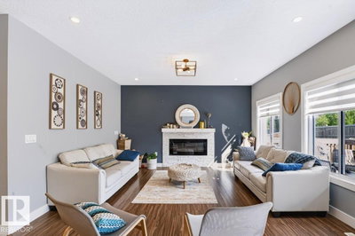 527 MERLIN LD | Edmonton Alberta | Slide Image Nine