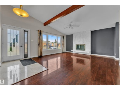 8803 68A ST | Edmonton Alberta | Slide Image Thirteen