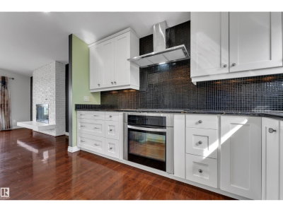 8803 68A ST | Edmonton Alberta | Slide Image Twenty