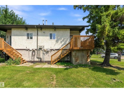 33 NORTHWOODS VG | Edmonton Alberta | Slide Image Twenty-six
