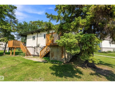 33 NORTHWOODS VG | Edmonton Alberta | Slide Image Twenty-seven