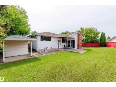 16524 116 ST | Edmonton Alberta | Slide Image Fifty