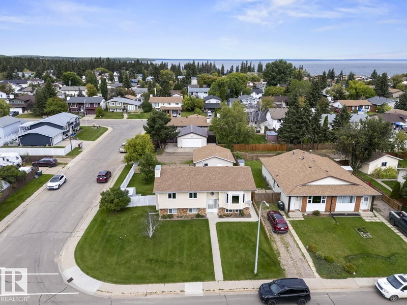 2018 5 AV Cold Lake Alberta, T9M 1G1 - 5 Bedrooms Home For Sale