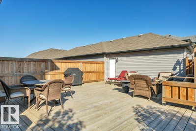 160 DESROCHERS GATE | Edmonton Alberta | Slide Image Forty-seven