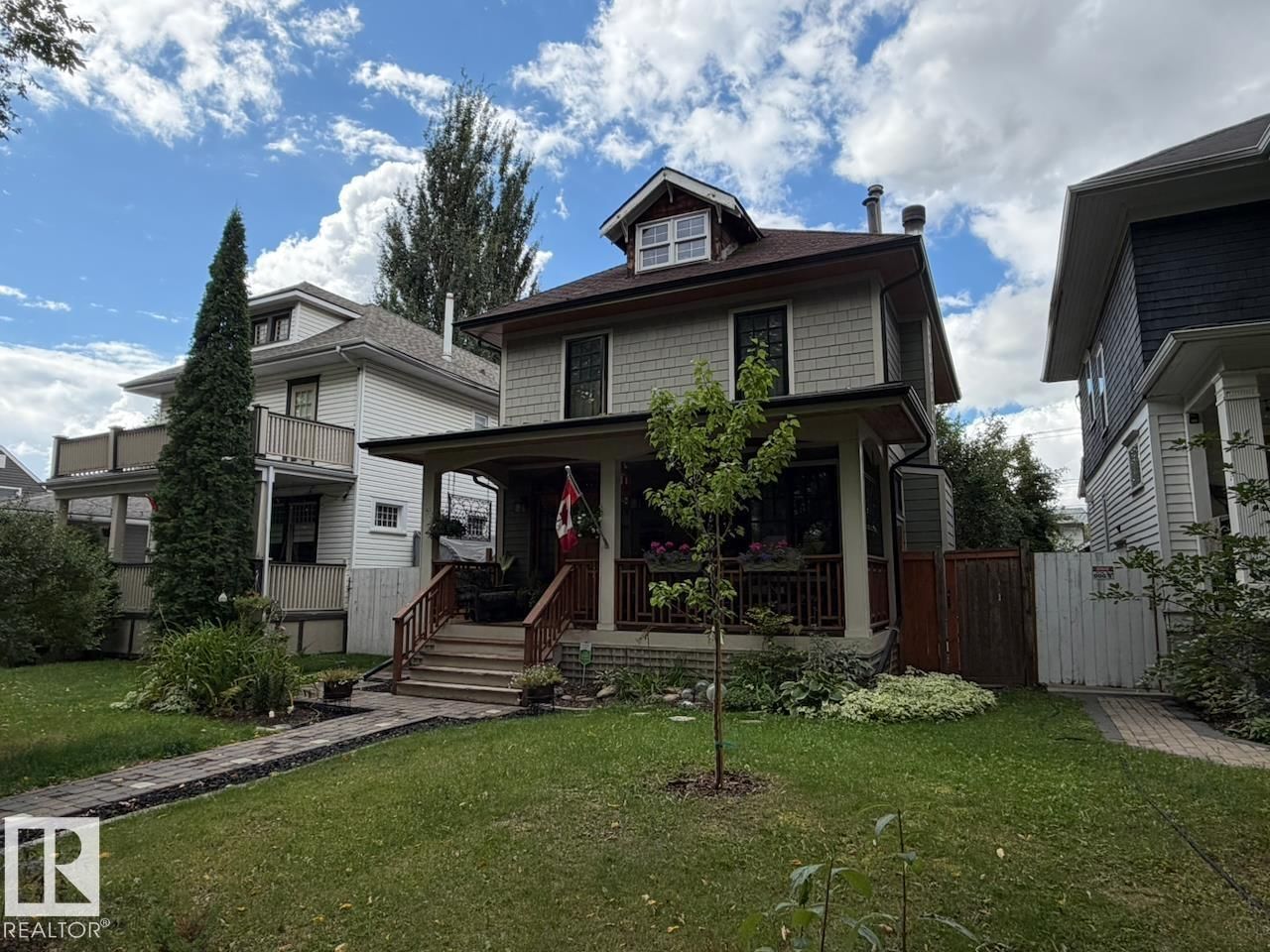10994 126 ST, Edmonton, Alberta T5M 0P5