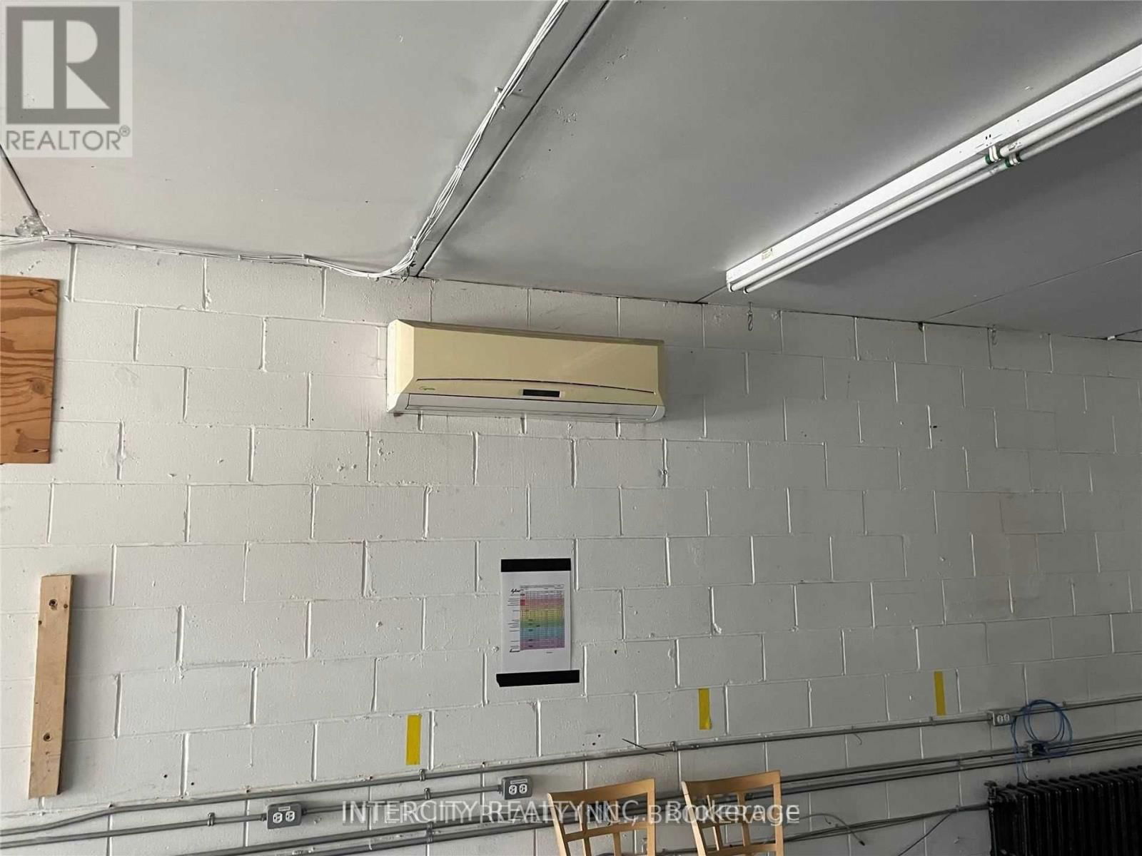 125 BLAKE STREET Image 5