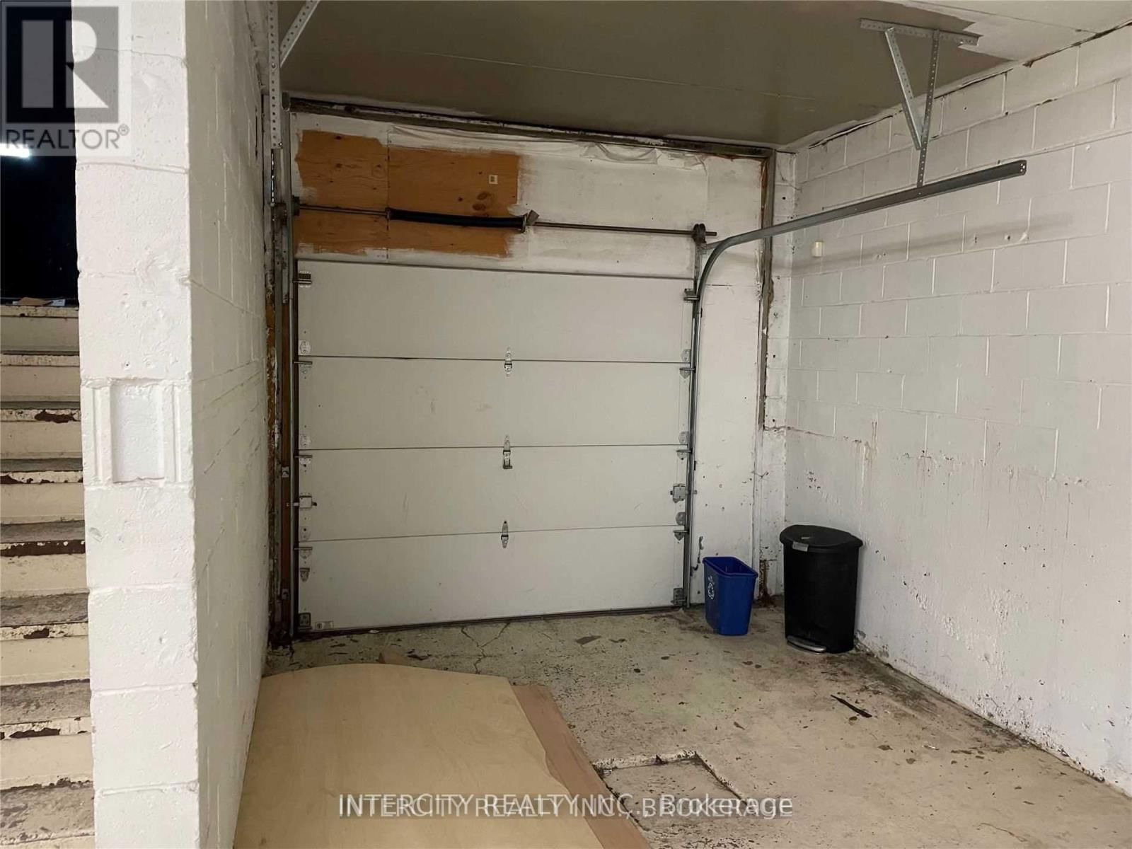 125 BLAKE STREET Image 6