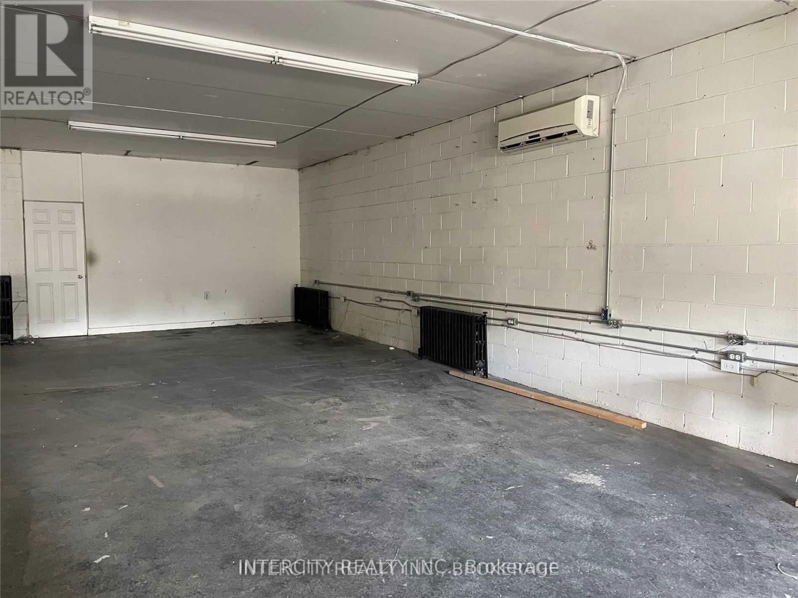 125 BLAKE STREET Image 7
