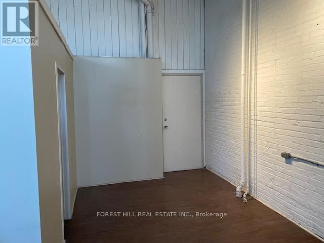 200 - 9 DAVIES AVENUE Image 6