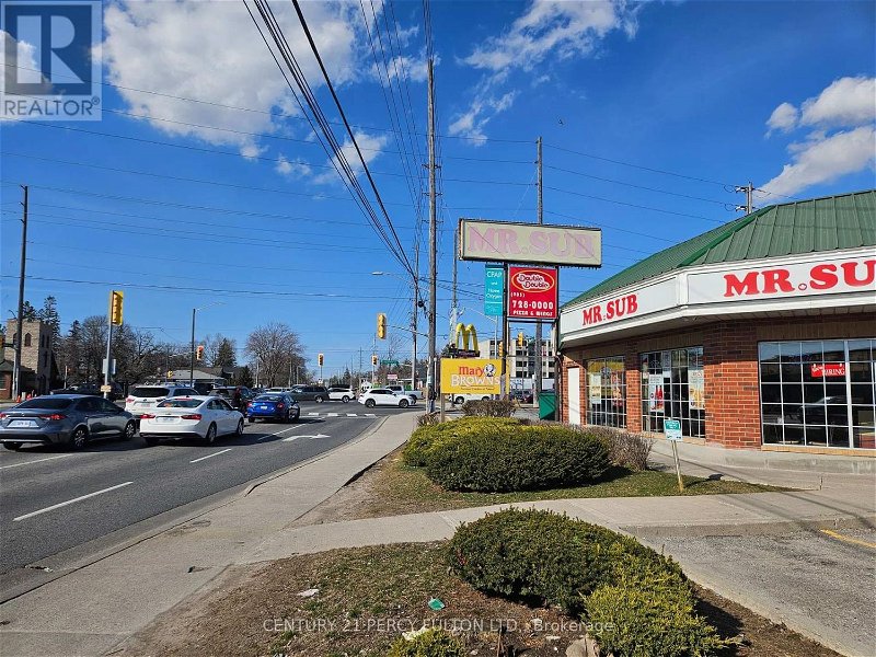 Image #1 of Restaurant for Sale at #4 -1335 Simcoe St N, Oshawa, Ontario