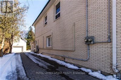 Image #1 of Commercial for Sale at 1273 Broadview Ave, Toronto, Ontario