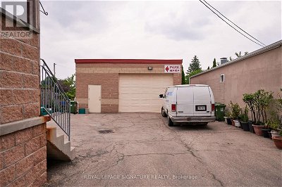 Image #1 of Commercial for Sale at 550 Danforth Rd, Toronto, Ontario