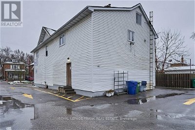 Image #1 of Commercial for Sale at 28 Buckingham Ave, Oshawa, Ontario