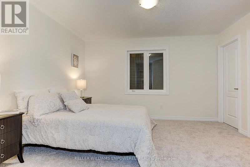 1215 Plymouth Drive  Oshawa (Kedron), L1H8L7 | Image 27