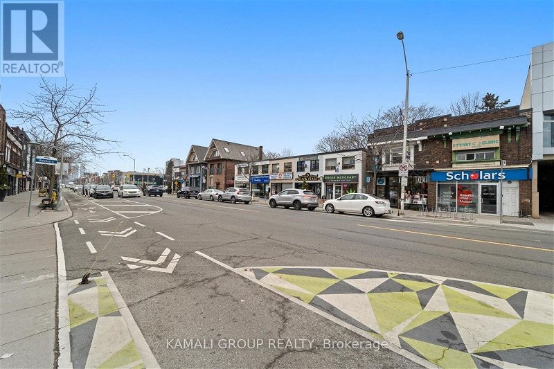 Image #1 of Restaurant for Sale at 341 Danforth Ave, Toronto, Ontario