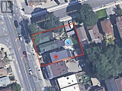 Image #1 of Commercial for Sale at 1301-1305 Woodbine Ave, Toronto, Ontario