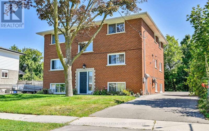 333 Surrey Drive  Oshawa (Eastdale), L1G6H2 | Image 1