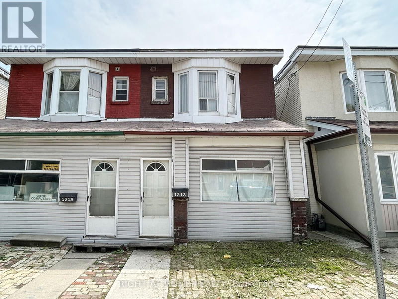 1313 Gerrard Street East Toronto (Greenwood-Coxwell), M4L1Y8 | Image 1