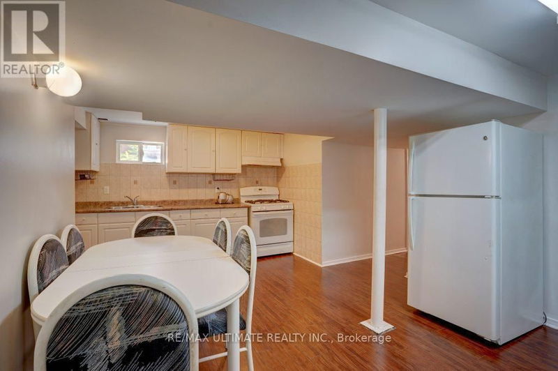 26 Stephenfrank Road  Toronto (Bendale), M1P3W3 | Image 24