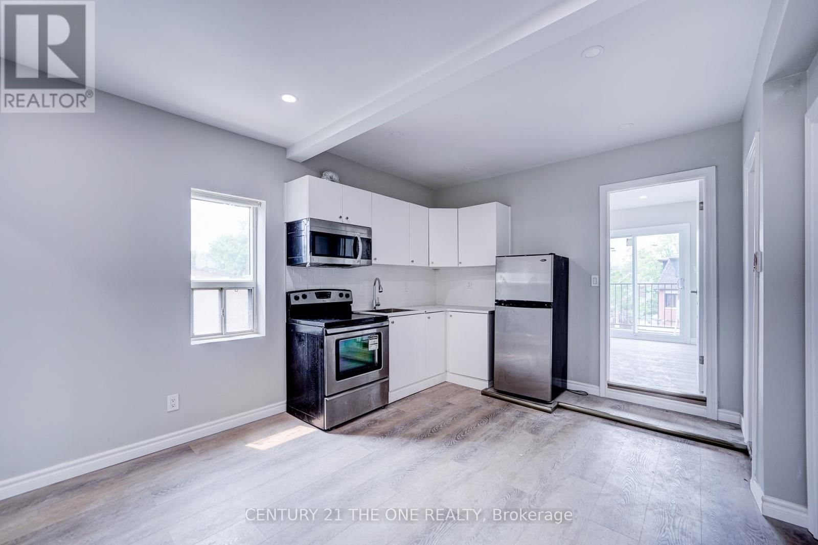 2&3 FLR - 850 CARLAW AVENUE Image 13