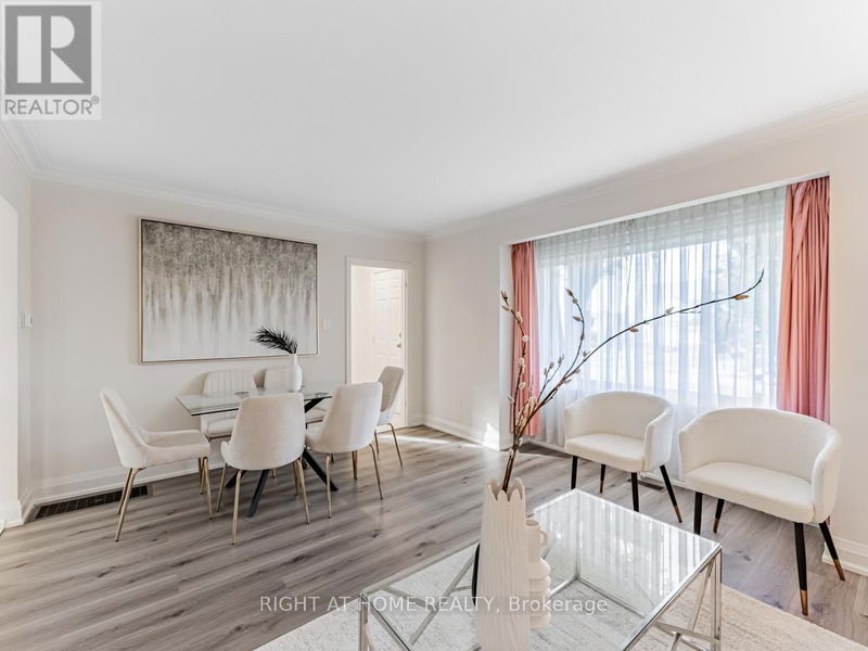 141 Tower Drive  Toronto (Wexford-Maryvale), M1R3P6 | Image 3