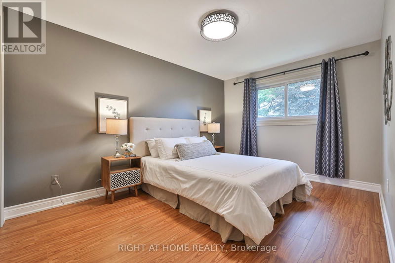 818 Sanok Drive  Pickering (West Shore), L1W2R2 | Image 14