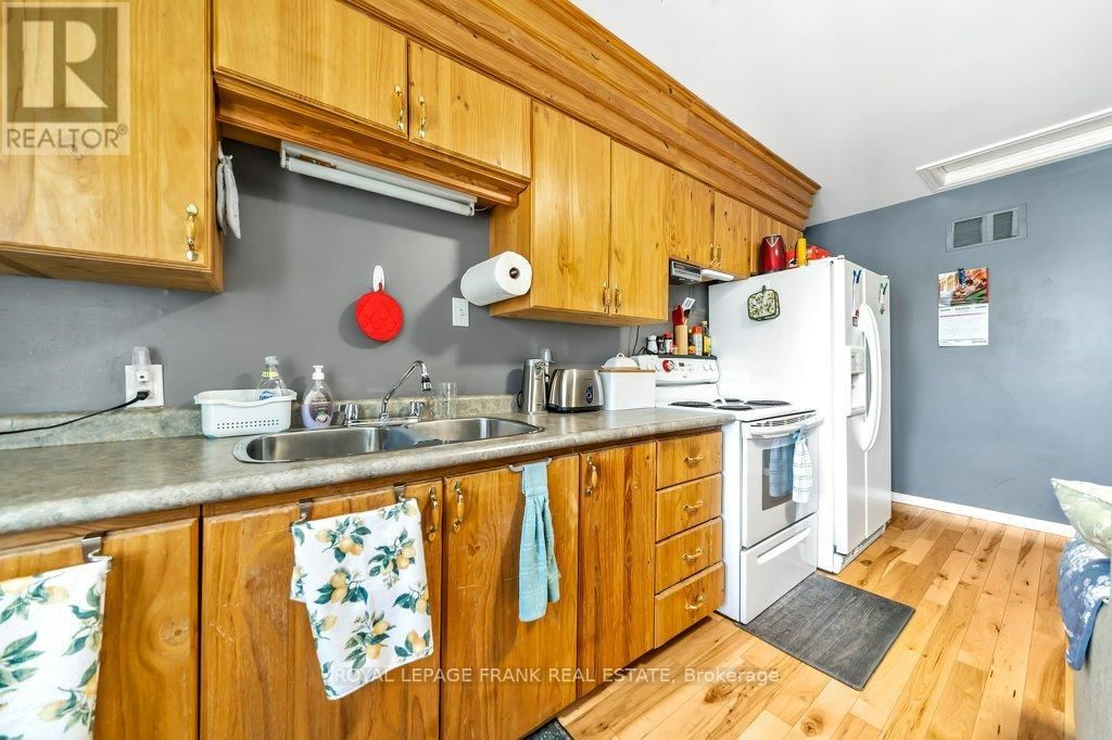 1511 DUFFERIN STREET Image 2