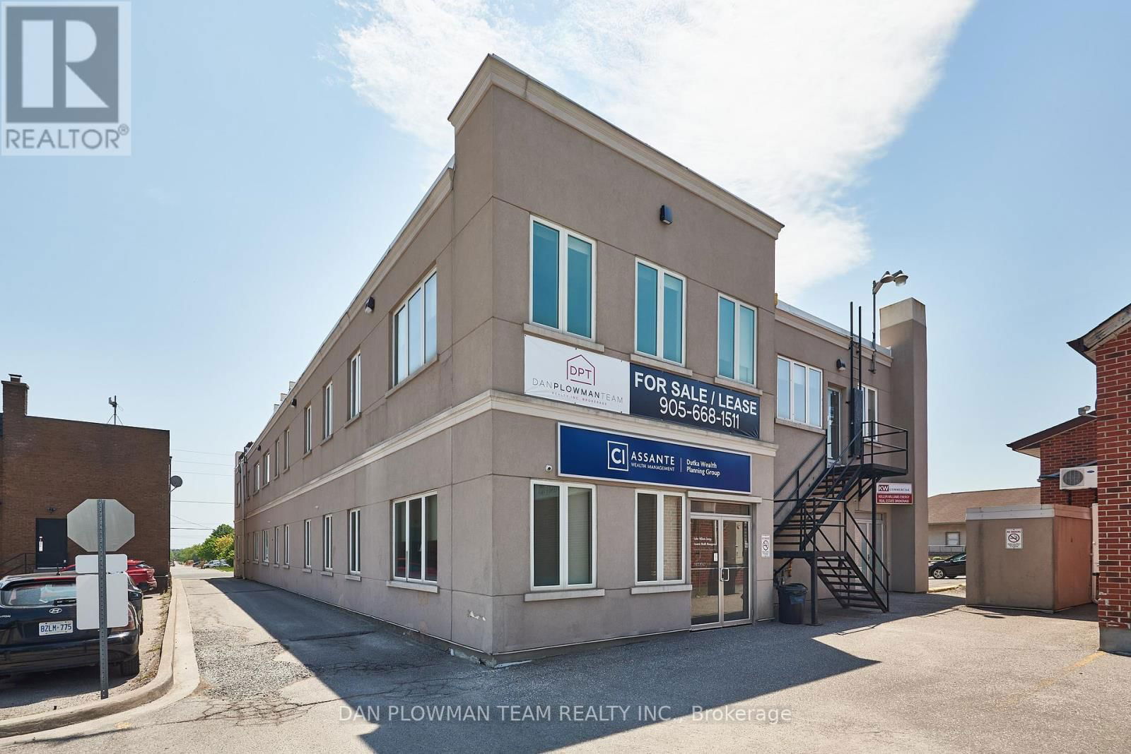 360 KING STREET W Image 6