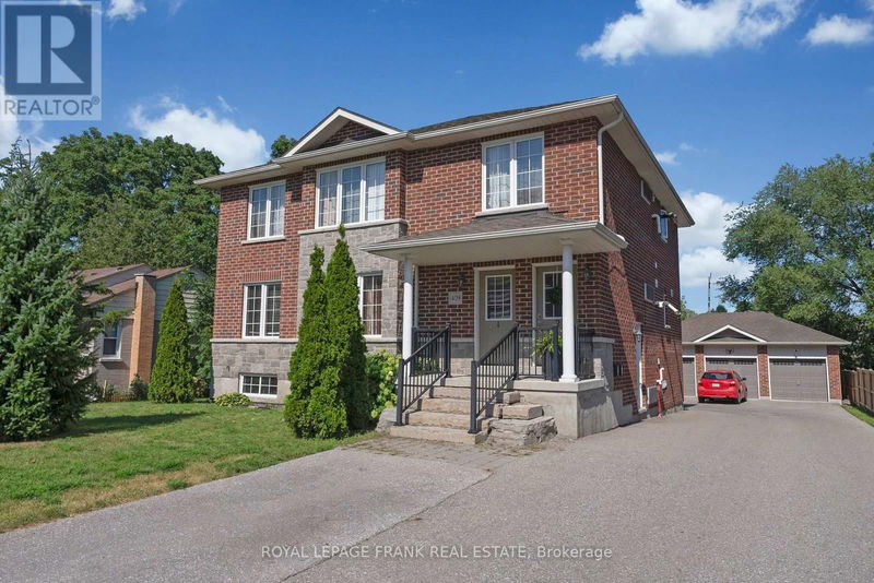 409 Perry Street  Whitby (Downtown Whitby), L1N4C2 | Image 2