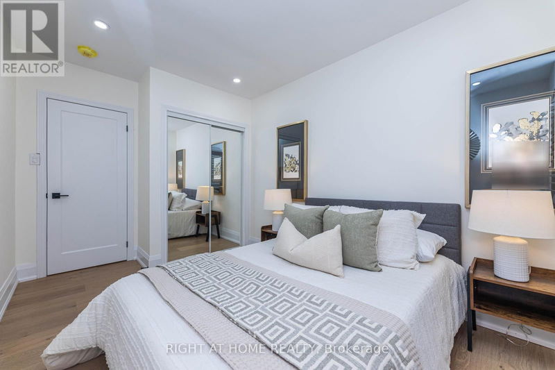 229 Craven Road  Toronto (Greenwood-Coxwell), M4L2Z5 | Image 13