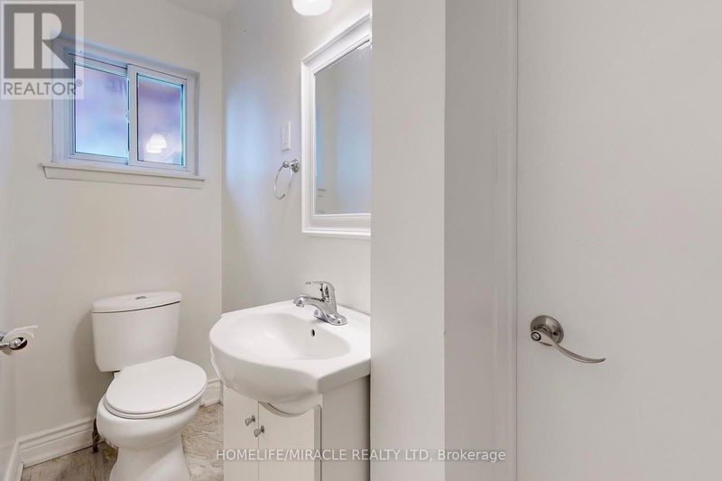 58 Crittenden Square  Toronto (Malvern), M1B1V1 | Image 12