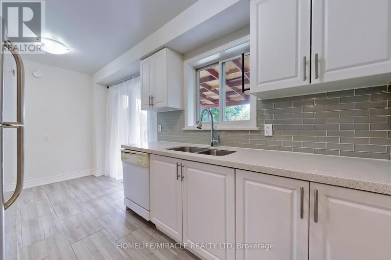 58 Crittenden Square  Toronto (Malvern), M1B1V1 | Image 8