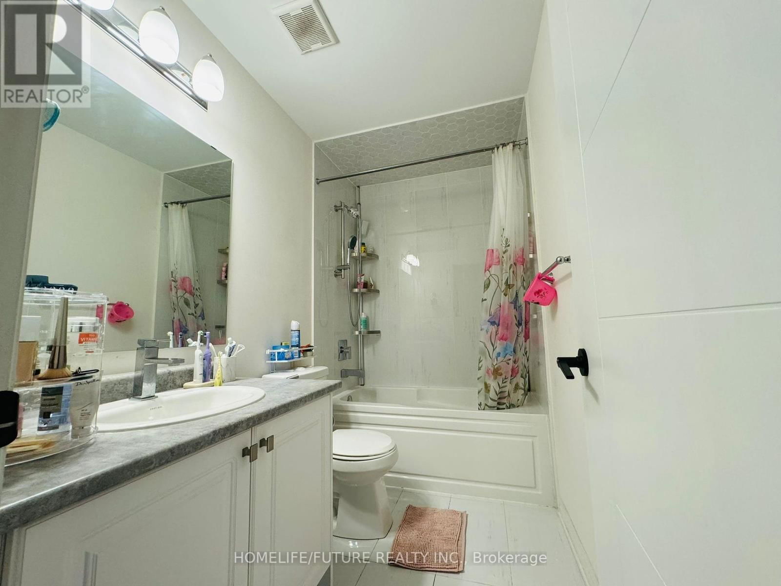 70 AMBEREEN PLACE Image 20